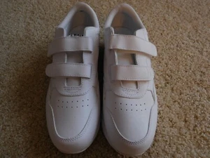 Propet Men’s Lifewalker Strap White #M5073-WHT-M Brand New SIZE 10 1/2 D - Picture 1 of 10