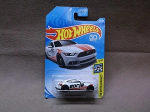 HOT WHEELS 2018 #222 WHITE 2015 15 FORD MUSTANG GT BORLA STREET RACER DRIFTER - Picture 1 of 3