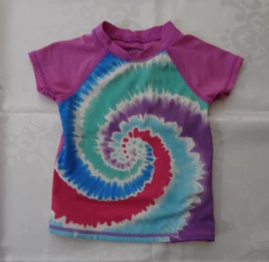 Little Girl's Lands' End Short Sleeve Fuchsia Tie Die Swim Top in size 2T - Picture 1 of 3