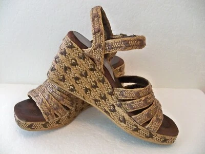 "TWO LIPS" WOMEN`S STRAPPY WEDGE SANDAL BROWN/TAN WOVEN TWINE LITE WEIGHT SZ 6.5 Foto 1 de 4