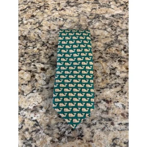 Vineyard Vines Boys Tie Silk Green with Tan Whales - Imagen 1 de 4