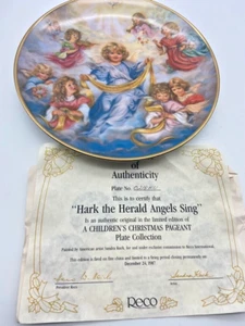 Sandra Kuck 1987 “Hark The Herald Angels Sing” 9.5” Decorative Collectors Plate - Picture 1 of 3