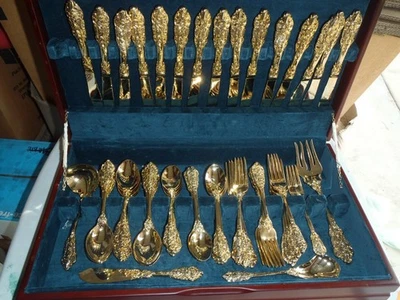 Cubiertos barrocos florales ornamentados dorados FB Rogers GRAND ANTIGUOS 64 piezas Foto 1 de 4