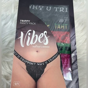 Fantasy Lingerie Vibes Trippy Panty Pack 3 Piece Lace Thong Set ONE SIZE QUEEN - Picture 1 of 7