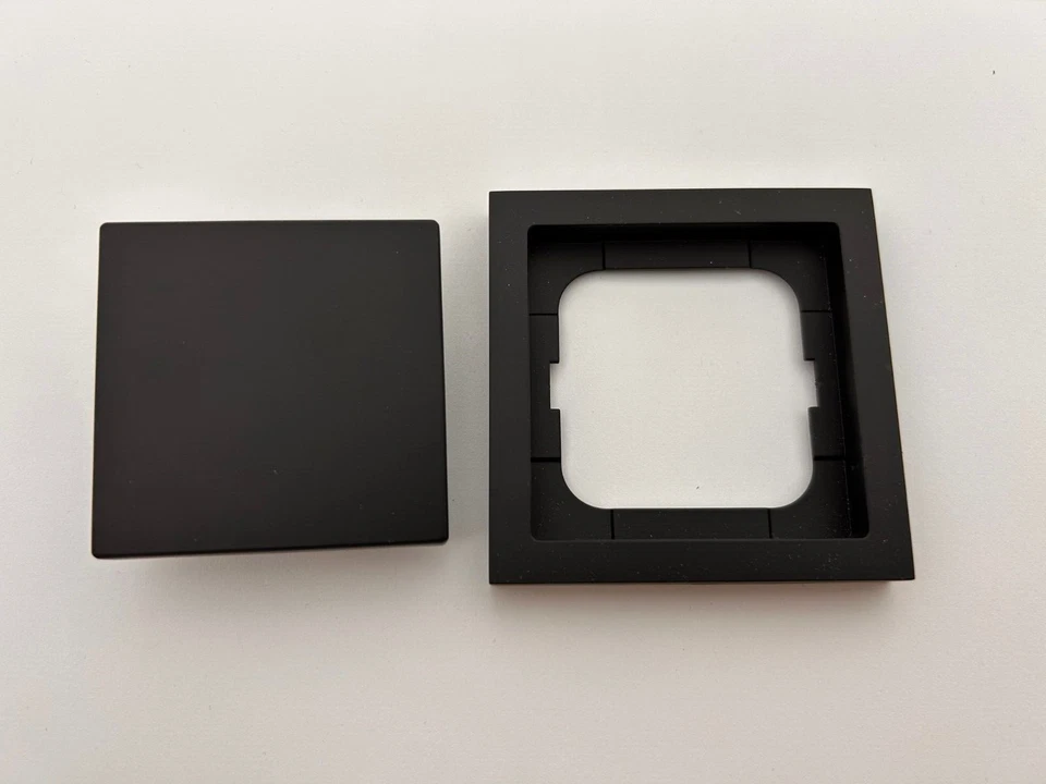 Busch-Jaeger 1721-885K 1786-885 Future Linear schwarz m 1-fach Rahmen Wippe Set - Bild 1 von 1