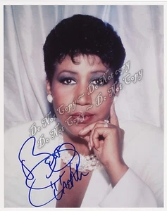 Aretha Franklin Signed Photo Beautiful Headshot Queen Soul Autographed 8x10 Rp - Picture 1 of 1