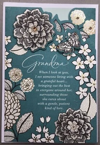 Biglietto Hallmark Happy Mother's Day NONNA bellissimo fiore 3D farfalla elegante - Foto 1 di 6