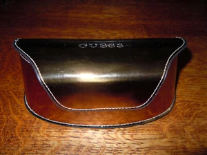 " GUESS " GOLD COLOR HARD GLASSES CASE - Picture 1 of 8