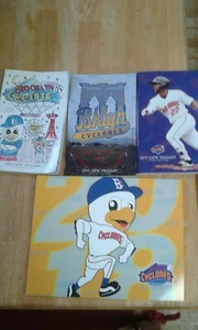 Brooklyn Cyclones 17-MONTHS CALENDAR 10/2017 to 2/2019 SGA - Picture 1 of 8