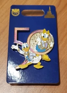 Disney Parks Walt Disney World 50th Anniversary pin Donald & Daisy - New - Picture 1 of 2