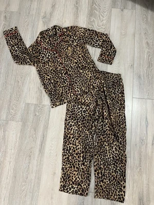 Lauren Raplh Lauren  Leopard Print Red Trim Cotton Pajama Set Small - Image 1 of 4