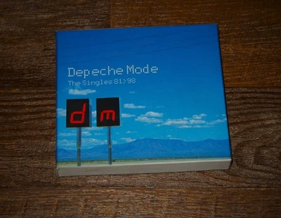 DEPECHE MODE --- THE SINGLES 81-98 --- 3 DISC BOX SET --- REISSUE & REMASTERED - Bild 1 von 4