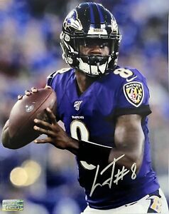 Lamar Demeatrice Jackson Jr.  Ravens Signed Autographed 8x10 Photo with COA