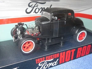 1932 CUSTOM FORD COUPE HOT ROD 1:18 GREENLIGHT LIMITED EDITION RARE! - Picture 1 of 6