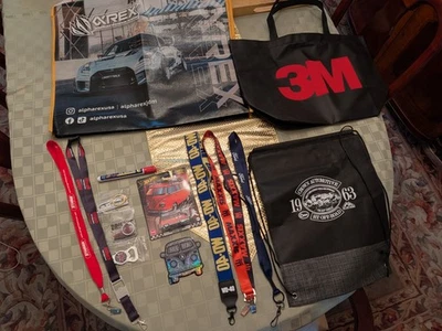 Sema 2025 Lot - Hot Wheels Boulevard # 114 1967 Volkswagen Bus + Lanyard WD40 + - Image 1 of 4