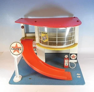 Sio Holland garage in legno Caltex con colonna serbatoio per modellini auto 1/43 #701 - Foto 1 di 11