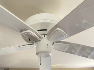 Hunter Infiniti 52” Ceiling Fan - 3 Speed, Vintage 1995 - Picture 1 of 7