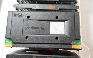 TESTED PULLS INTEL PENTIUM IIi 450MHZ SLOT 1 CPU 450/512/100/2.0V RM4-BIN35-B - Picture 1 of 3
