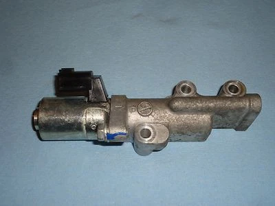 Electroválvula de control de aceite 02-10 Nissan Máxima 350Z Infiniti G35 VVT (izquierda) OE Foto 1 de 3