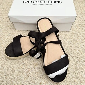 Pretty Little Thing schwarze flache Schnür-Espadrille-Sandalen Größe 7 - Bild 1 von 7