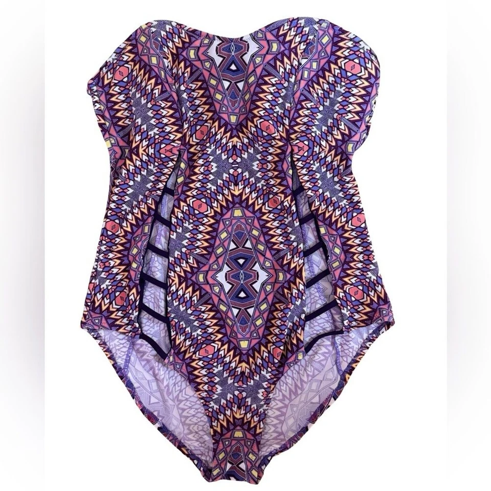 Traje de baño Jessica Simpson geométrico de una pieza para mujer XL NUEVO CON ETIQUETAS Audaz elegante traje de baño Foto 1 de 4