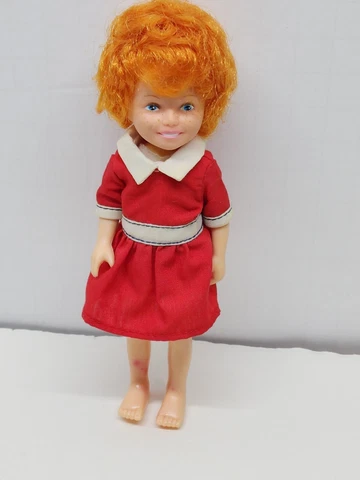 Annie Doll Toy Knickerbocker CPI The World Of Annie 1982 Toy Co Figure Figurine Cover
