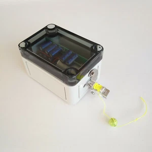 automatische Hühnerklappe M13 steuerbar durch Smart Home, Zeitschaltuhr - Bild 1 von 3