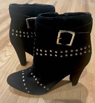 Botines Bebe de gamuza de tacón alto con tachuelas adornadas en oro talla 8 Foto 1 de 4