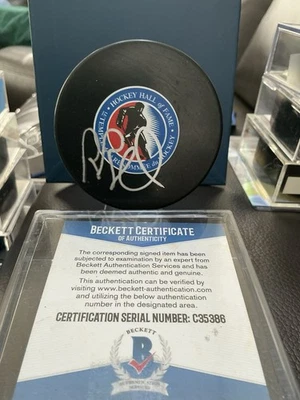 Disco assinado ROB BLAKE (L.A. Kings) HÓQUEI HALL OF FAME com certificado de autenticidade Beckett (BAS) - Imagem 1 de 2