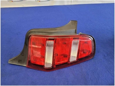 Luz de luz trasera para pasajero Ford Mustang GT 2010-2012 2773 Foto 1 de 4