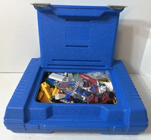 Contenedor de almacenamiento de plástico duro azul LEGO vintage 1984 estuche de transporte de viaje 2# LEGO - Imagen 1 de 9