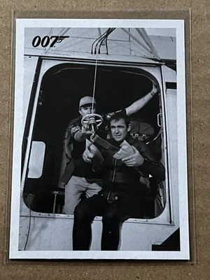 Rittenhouse James Bond Archives 007 Thunderball Throwback #085 2014 Foto 1 de 2