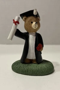 Figura de oso con diploma de colección Hallmark Tender Touches 1990 - Imagen 1 de 12
