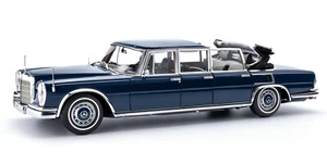 Mercedes 600 Pullmann Landaulet (W100) blau mit beweglichem Verdeck - 1:18 CMC - Foto 1 di 1