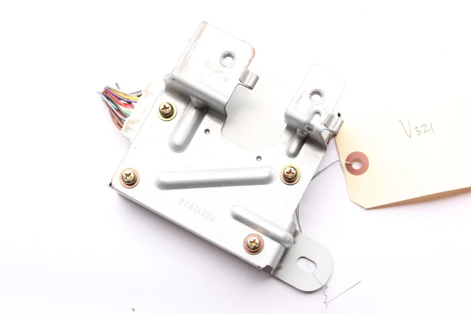 Unidad de módulo de control de cámara de visión trasera Infiniti M35 M45 2006-2007 V321 Foto 1 de 4