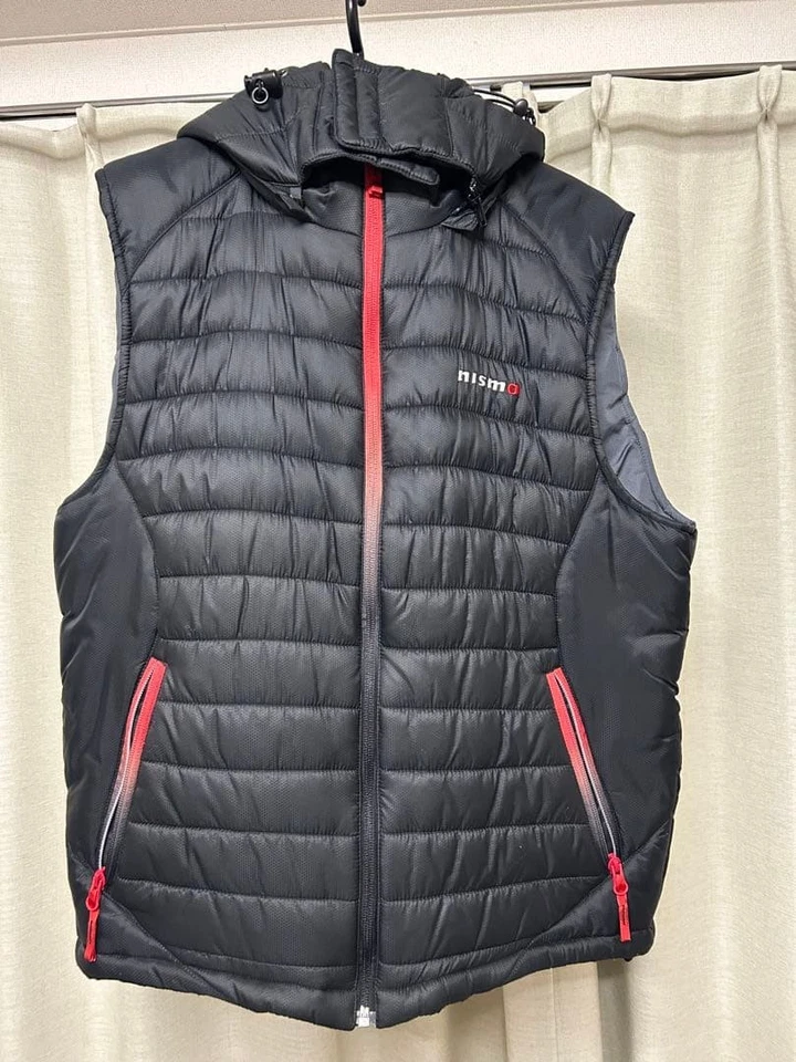 日产 Nismo 黑红色连帽背心 Super GT #23 — 第 1/4 张图片