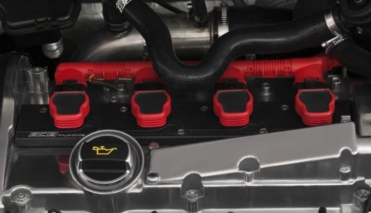 KIT 4 BOBINE ROSSE  AUDI S3 S1 TTS TTRS RS3  R8 GOLFGTI 2.0 1.8T 5V  TFSI TSI - Immagine 1 di 4