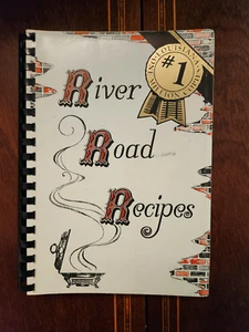 RIVER ROAD RECIPES JUNIOR LEAGUE OF BATON ROUGE, LOUISIANA   LATER PRINTING 1987 - Picture 1 of 3