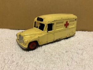 Vintage MECCANO Dinky Toys 1950s Daimler Ambulance