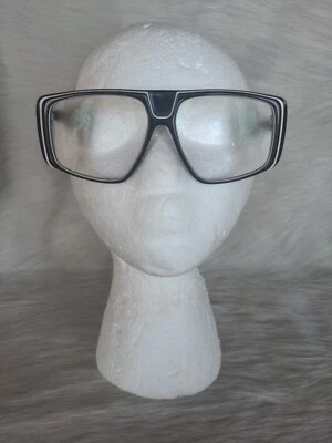Monturas de gafas ejecutivas vintage Ultra Designs by Brandy blancas y negras años 80 Foto 1 de 4
