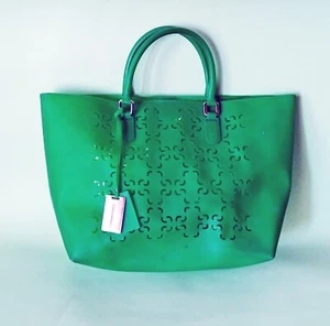 Borsa COCCINELLE a sacco Verde Traforata - Foto 1 di 10