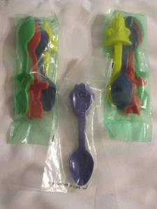Vintage 1994 Del Monte Looney Tunes Plastic Spoons Set Of 8 Daffy Bugs Brand New - Picture 1 of 3