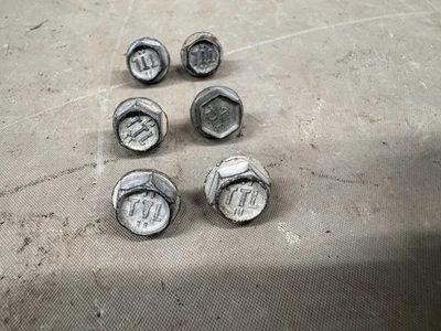 Pontiac GTO 1968-1972 Chevelle pestillo de puerta manija de liberación pernos de palanca Cutlass 442 Foto 1 de 2