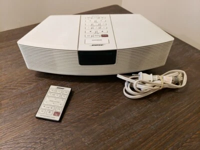 Bose Wave Radio AM/FM Alarm Clock White Model AWR1-1W With Remote Works - Image 1 of 4