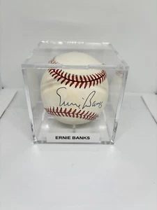 Ernie Banks BOLD Signature Autographed Auto Signed Baseball W/ Case Chicago Cubs - Picture 1 of 1