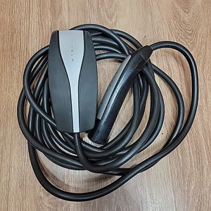 Tesla Charger Cable Mobile Connector UMC OEM PARTS READ - Picture 1 of 8