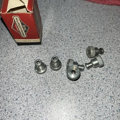 Lote de 6 tuercas ajustadoras Briggs And Stratton Nos Foto 1 de 3