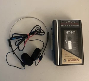 Reproductor de casete de cinta de radio GE 3-5470B portátil AM/FM *Leer por favor* - Imagen 1 de 5