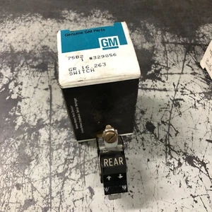 1981 - 1991, GMC, Chevy Pickup OEM Tailgate Power Window Switch GM # 329856 Used - Picture 1 of 9
