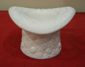 Sombrero de copa Fenton vintage VIDRIO DE LECHE BLANCO botón patrón margarita - Imagen 1 de 5